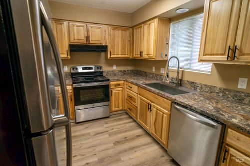 a-3129 8th Street C, Lewiston, ID, 83501-4805 | Card Image