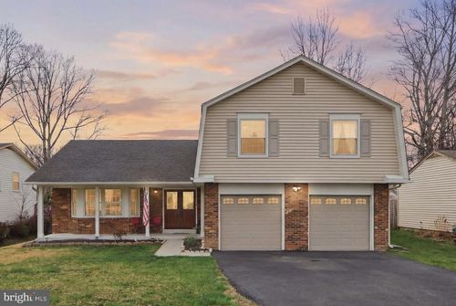 7316 Lightship Ct, BURKE, VA, 22015-4418 | Card Image