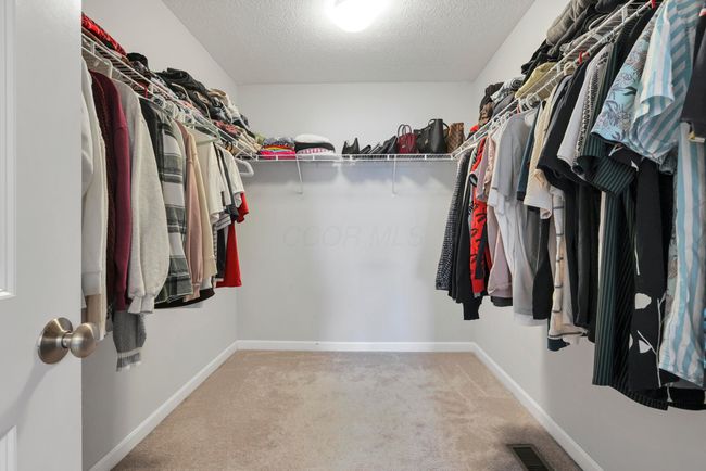 8601 Crooked Maple Dr, House other with 3 bedrooms, 3 bathrooms and null parking in Blacklick OH | Image 16