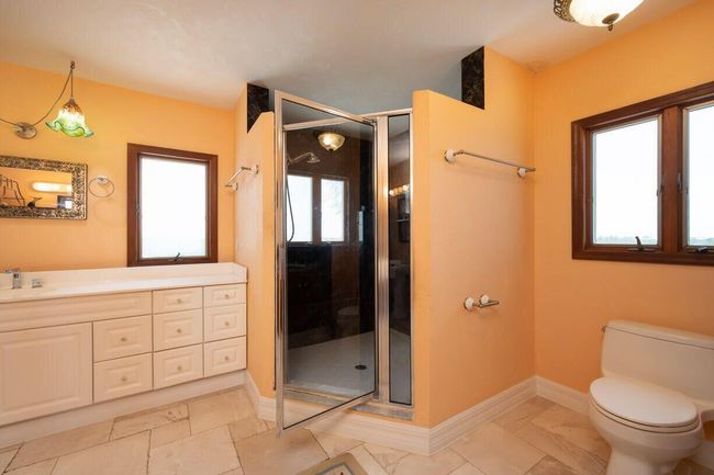 Primary Bathroom | Image 32