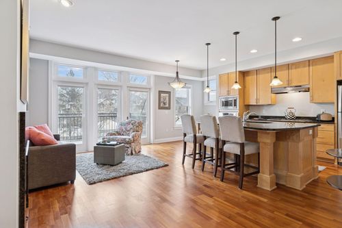 unit-204-1060 Grand Ave, Saint Paul, MN, 55105-3820 | Card Image