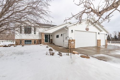4420 Lookout Trl, Bismarck, ND, 58504-4217 | Card Image