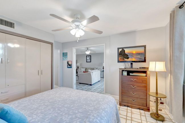 APT-107 - 4236 Deste Ct, Condo with 3 bedrooms, 2 bathrooms and null parking in Lake Worth FL | Image 22