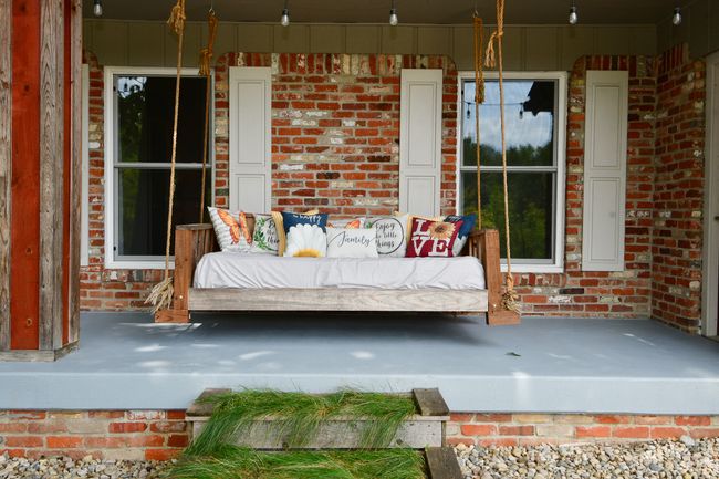 Southern style front porch swing | Image 5
