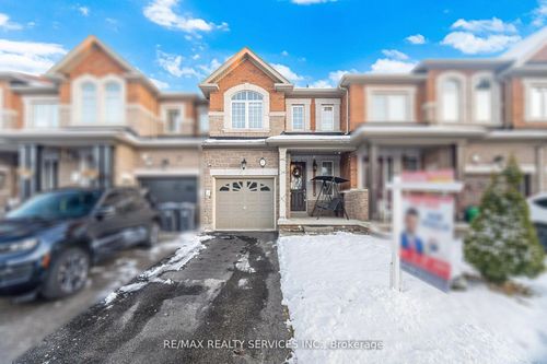 7 Dufay Rd, Brampton, ON, L7A4A1 | Card Image