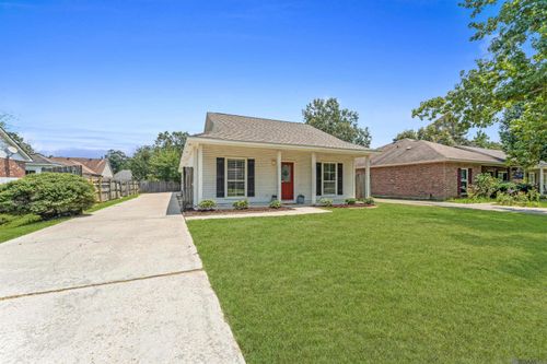 11174 Downey Dr, Greenwell Springs, LA, 70739-5409 | Card Image
