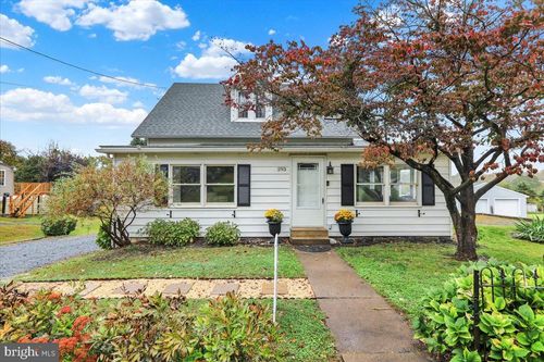 293 Old River Rd, BIRDSBORO, PA, 19508-8529 | Card Image