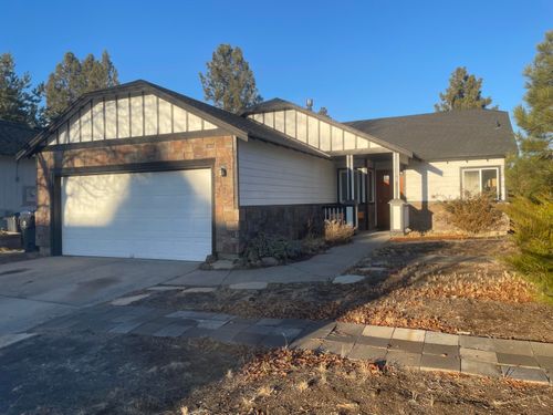 20372 Sonata Way, Bend, OR, 97702 | Card Image