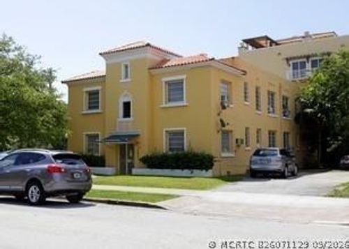 7-102 Menores Ave, Coral Gables, FL, 33134-4025 | Card Image