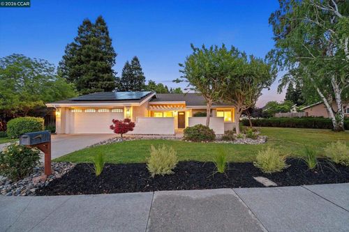 1113 Delta Way, Danville, CA, 94526-5129 | Card Image