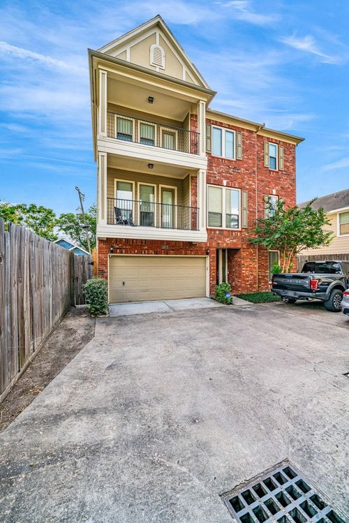 e-1607 W Dallas St, Houston, TX, 77019-4666 | Card Image