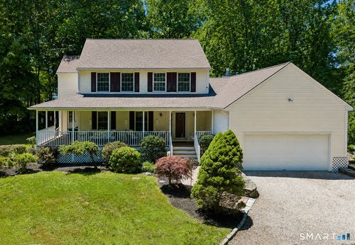 10 Ferris Rd, Newtown, CT, 06470-1758 | Card Image