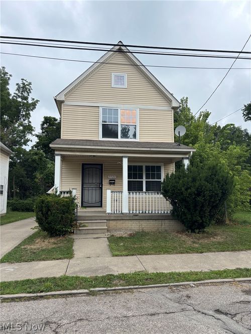 9721 Pratt Ave, Cleveland, OH, 44105-5234 | Card Image