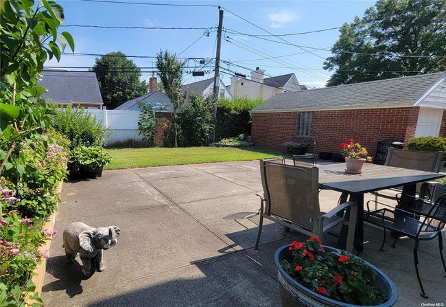 34 Evergreen Ln, House other with 4 bedrooms, 1 bathrooms and null parking in New Hyde Park NY | Image 33