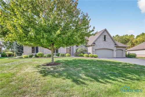 3962 Secluded Ravine Ct, Maumee, OH, 43537-9211 | Card Image