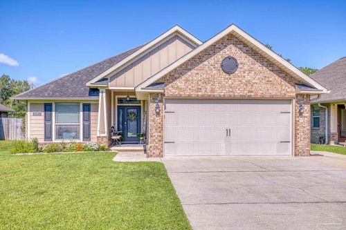 2587 Fiddlers Cir, Cantonment, FL, 32533-5716 | Card Image