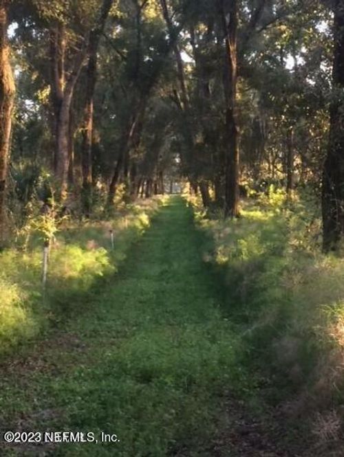 663 Joe Pittman Rd, Seville, FL, 32190 | Card Image