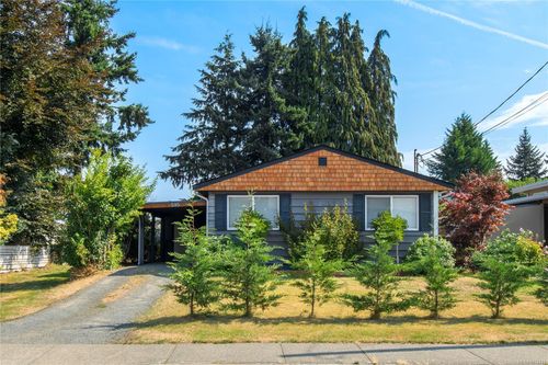 595 Cedar St, Campbell River, BC, V9W2V7 | Card Image