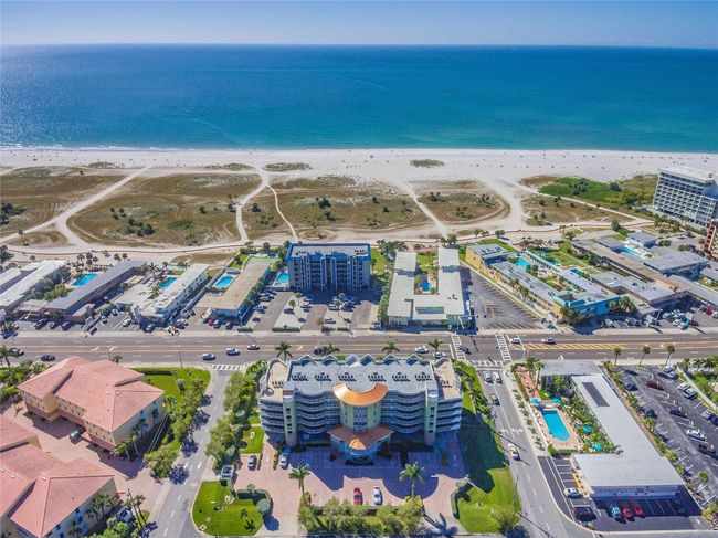 507 - 11605 Gulf Blvd, Condo with 2 bedrooms, 2 bathrooms and null parking in TREASURE ISLAND FL | Image 46