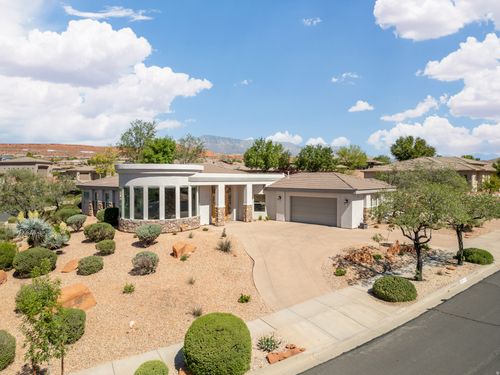 3177 Broken Rock Way, Washington, UT, 84780-7902 | Card Image