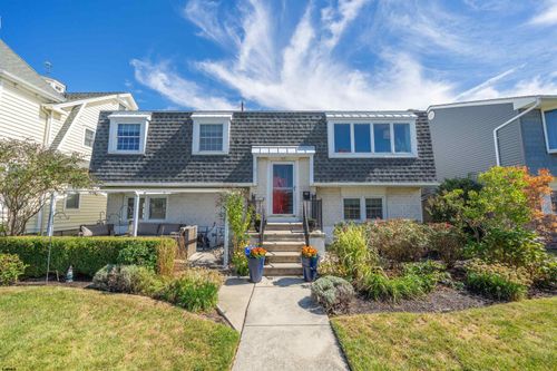 31 Spruce Rd, Ocean City, NJ, 08226-2648 | Card Image
