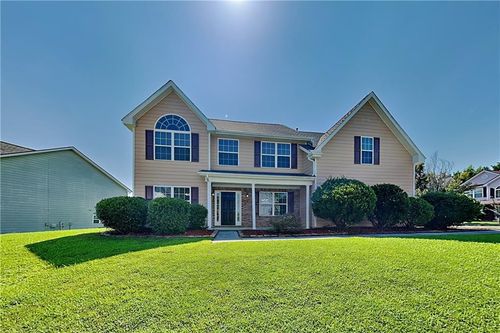 2720 Austin Ridge Dr, Dacula, GA, 30019-6105 | Card Image