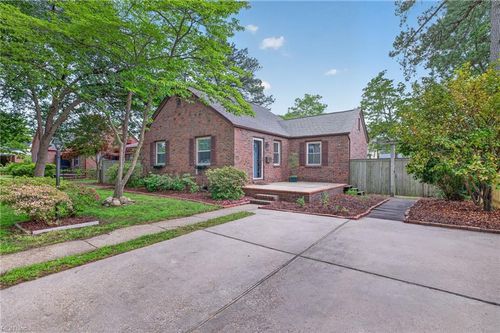 163 E Evans St, Norfolk, VA, 23503-4838 | Card Image