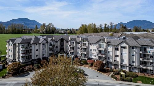 307-45520 Knight Rd, Chilliwack, BC, V2R3Z2 | Card Image