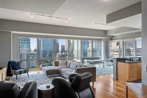 apt-2501-929 Portland Ave, Minneapolis, MN, 55404-1280 | Card Image