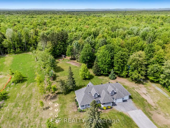3057 Henrie Rd, House other with 3 bedrooms, 4 bathrooms and 8 parking in Saint-Pascal-Baylon ON | Image 48