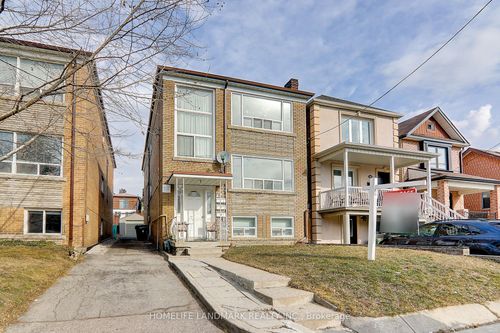 2-8 Hanson Rd, York, ON, M6E1T3 | Card Image