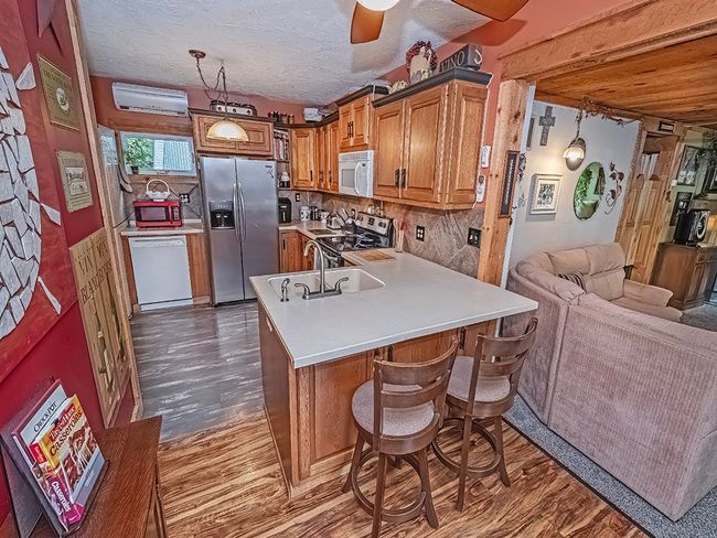 942 Rockland Station Rd, House other with 4 bedrooms, 2 bathrooms and 2 parking in Kennerdell PA | Image 15