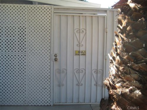 22358 Dolorosa, Woodland Hills, CA, 91367 | Card Image