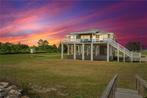 350 Carr Dr, Slidell, LA, 70458-5605 | Card Image