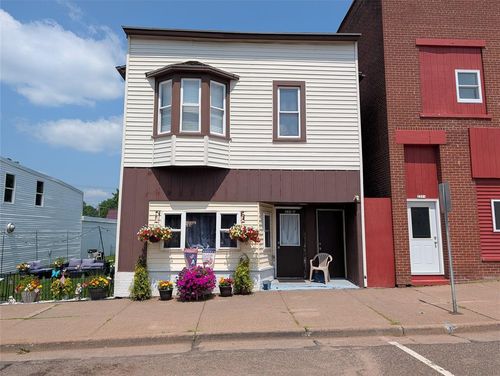 1-220 Main St, Cornell, WI, 54732-8385 | Card Image