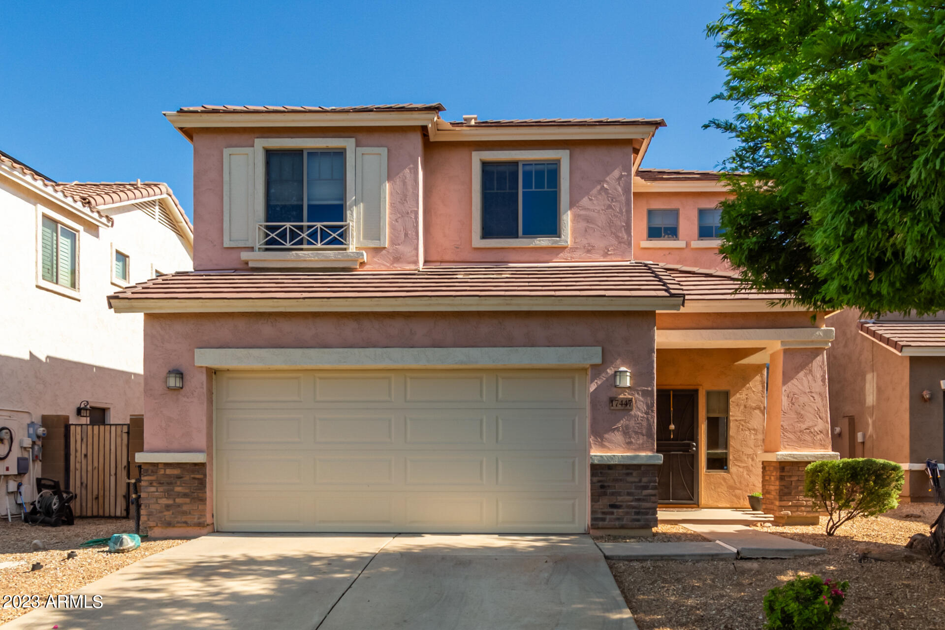 17447 W Woodrow Lane, Sold in Surprise Zoocasa