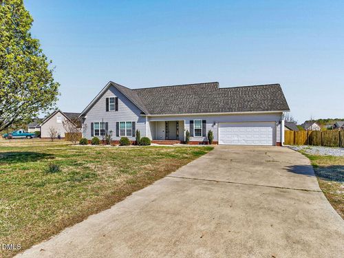 102 Clayside Dr, Pikeville, NC, 27863-9714 | Card Image