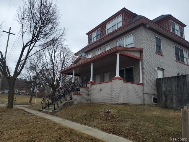 Commercial Sale in Flint 5