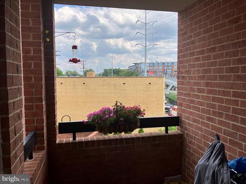 unit-300-6924 Fairfax Dr, ARLINGTON, VA, 22213-1075 | Card Image
