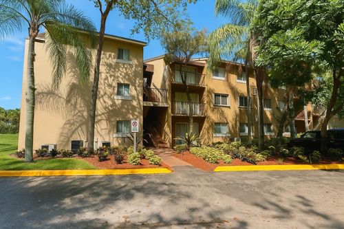 apt-201-1089 N Benoist Farms Rd, West Palm Beach, FL, 33411-3242 | Card Image