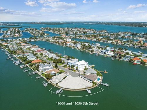 11050 5th St E, TREASURE ISLAND, FL, 33706-3012 | Card Image