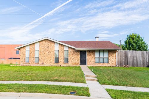 669 Buffalo Bnd, Plano, TX, 75023-4822 | Card Image