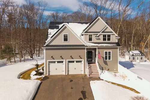 46 True Rd, Salisbury, MA, 01952-1426 | Card Image