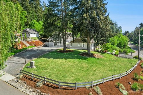 13606 Woodinville Redmond Road Ne, Redmond, WA, 98052 | Card Image