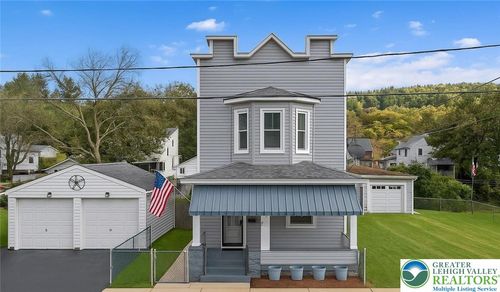 126 W High St, Coaldale, PA, 18218-1420 | Card Image