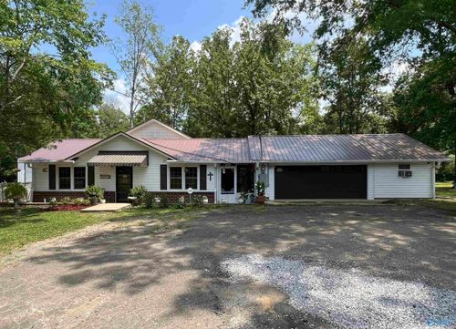 2049 Ewing Ave, Gadsden, AL, 35901-1851 | Card Image