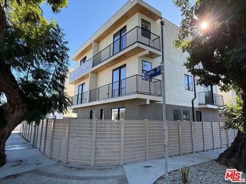 11528 Emelita St, North Hollywood, CA, 91601-1003 | Card Image