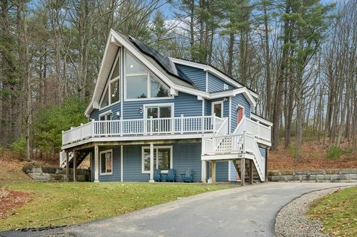 4 Bridge St, Auburn, MA, 01501-1002 | Card Image