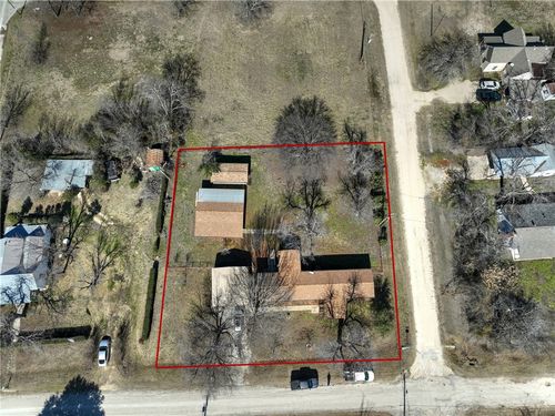 117 E Denmark St, Walnut Springs, TX, 76690-4542 | Card Image