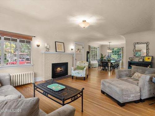 11 Bret Harte Ave, Reno, NV, 89509-1934 | Card Image